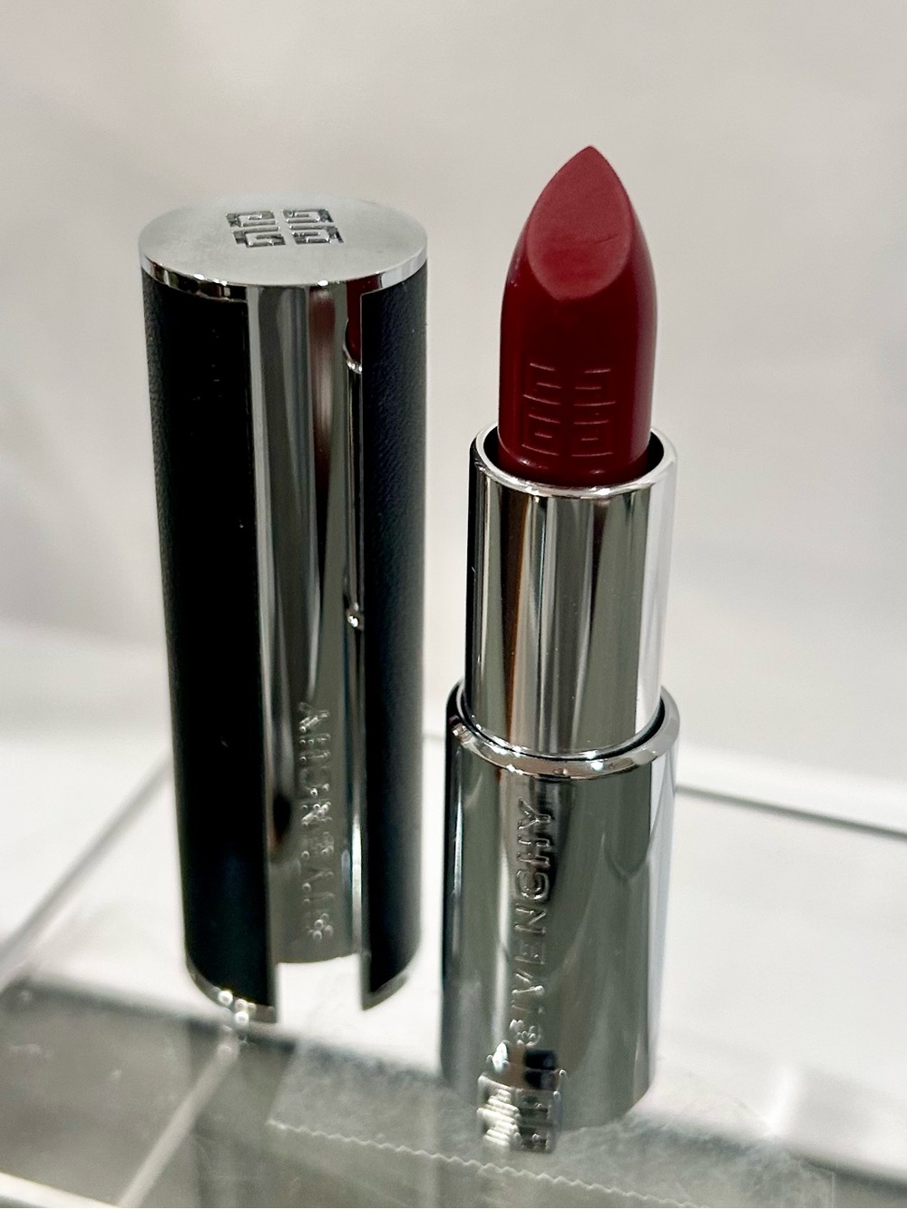 Givenchy Rouge Lipstick - 334 Intense Silk - Picture 2 of 4